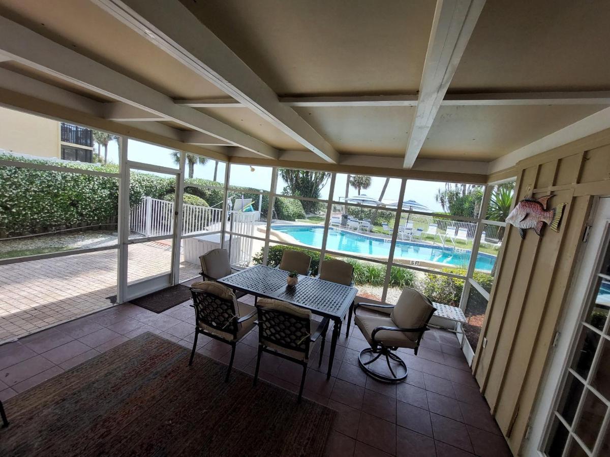 Turtle Crawl - 3* Longboat Key